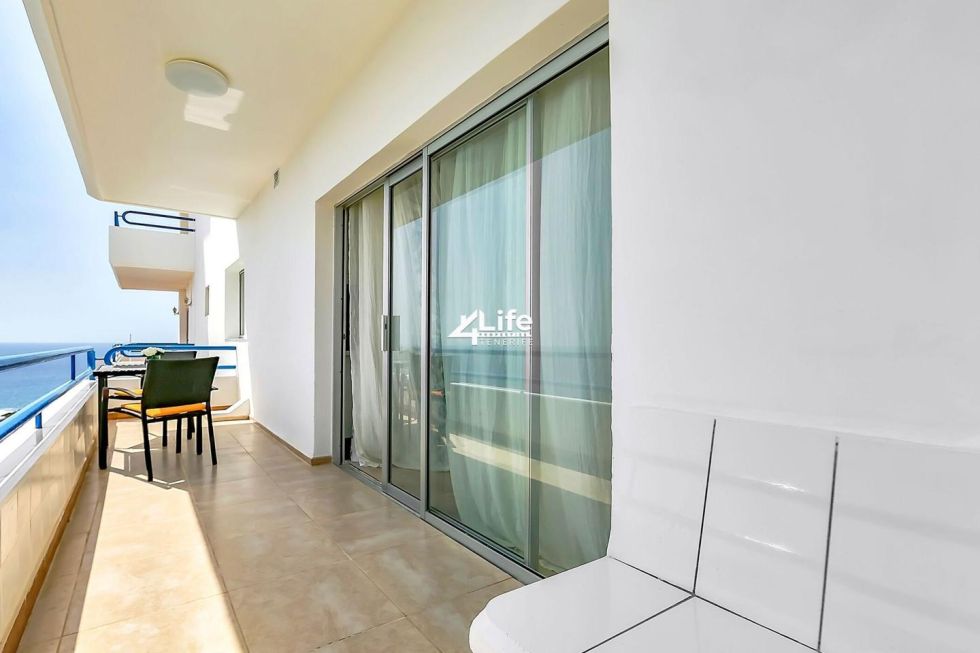 Apartment for sale in  Adeje, Spain - MT-0311241