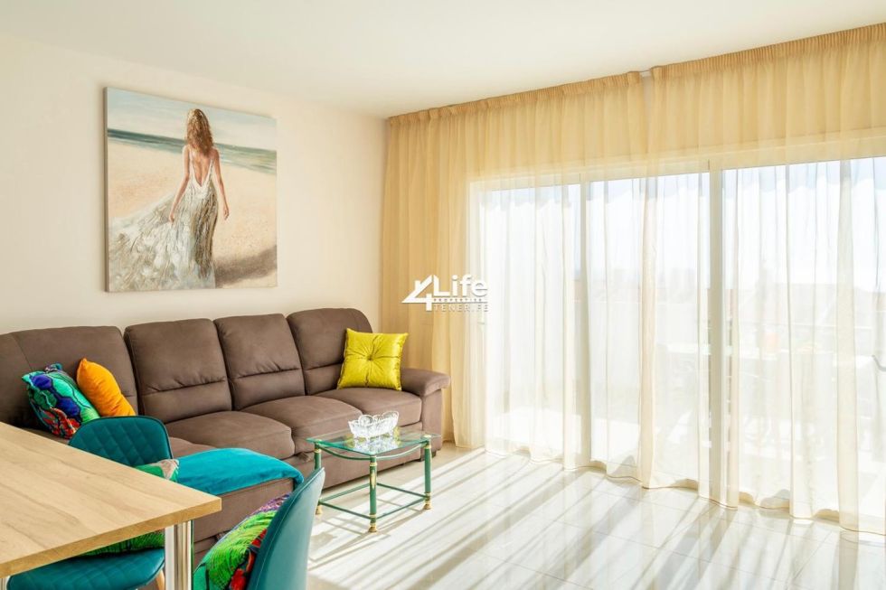 Apartment for sale in  Adeje, Spain - MT-0811241