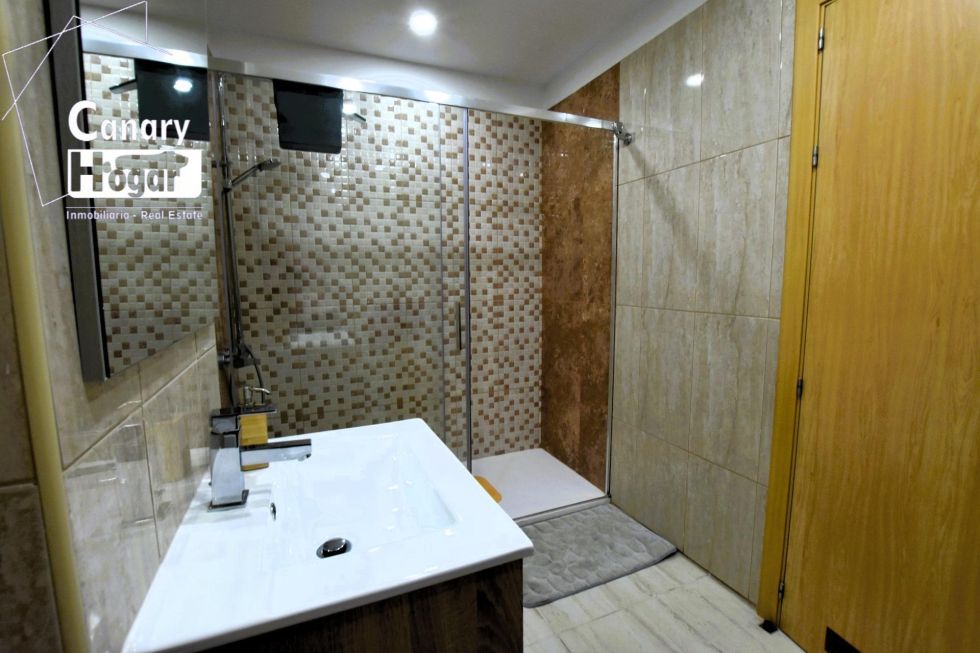 Apartment for sale in  Amarilla Golf, Spain - 057171