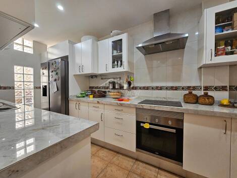 Apartment for sale in  Arenas del Mar, Spain - 5954