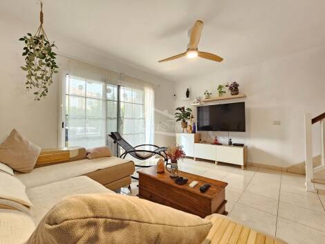 Apartment for sale in  Arenas del Mar, Spain - 5954