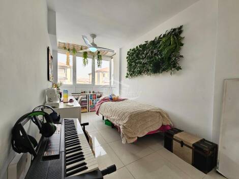 Apartment for sale in  Arenas del Mar, Spain - 5954