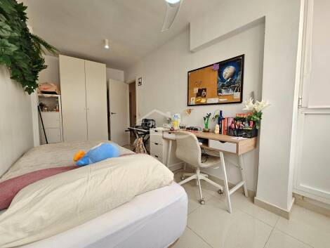 Apartment for sale in  Arenas del Mar, Spain - 5954