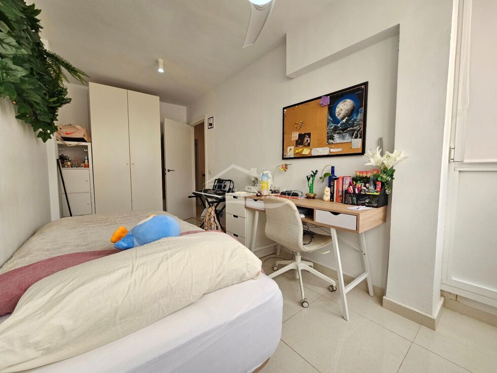 Apartment for sale in  Arenas del Mar, Spain - 5954