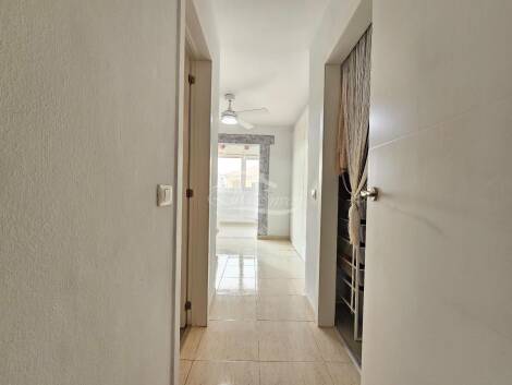 Apartment for sale in  Arenas del Mar, Spain - 5954