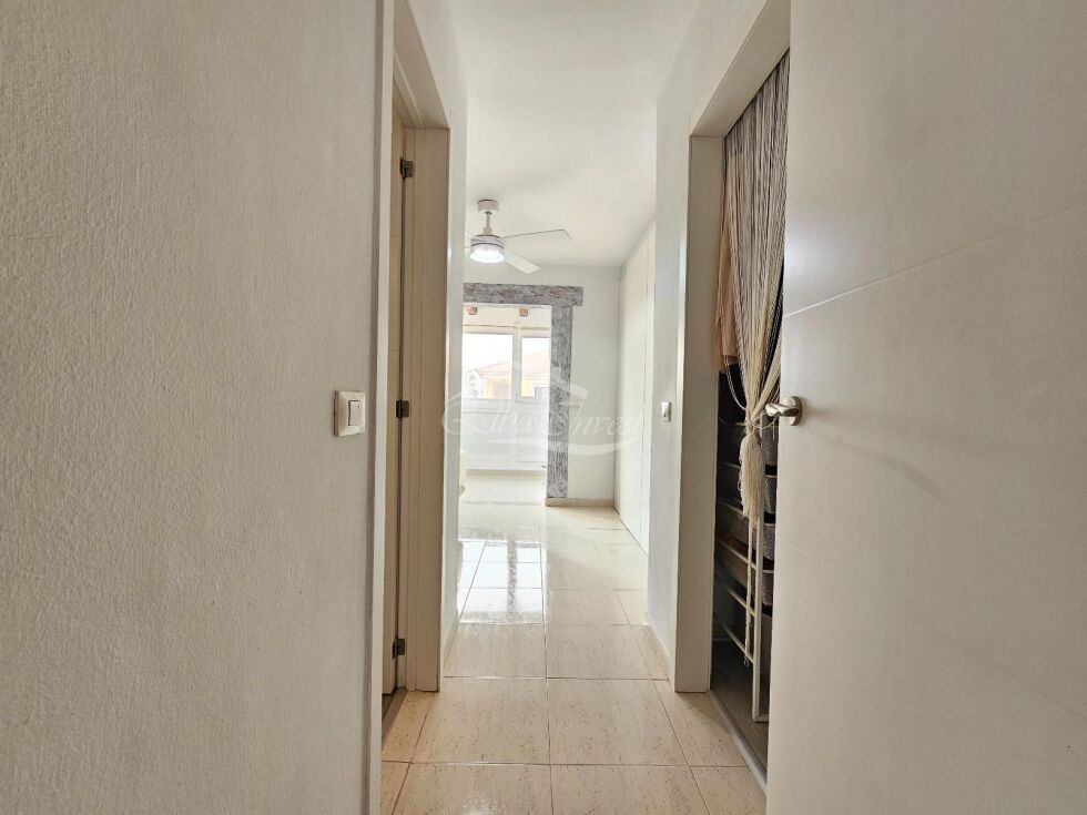 Apartment for sale in  Arenas del Mar, Spain - 5954