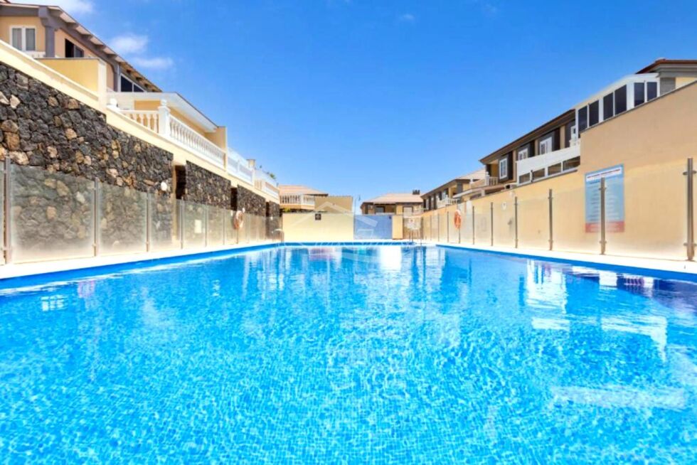 Apartment for sale in  Arenas del Mar, Spain - 5954