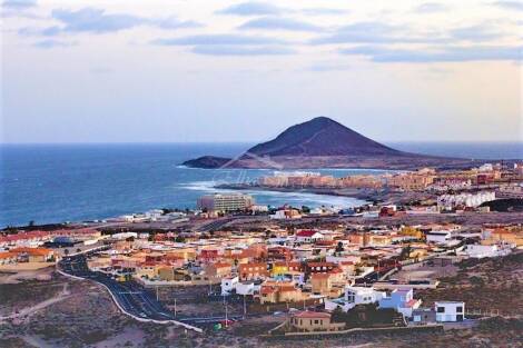 Apartment for sale in  Arenas del Mar, Spain - 5954