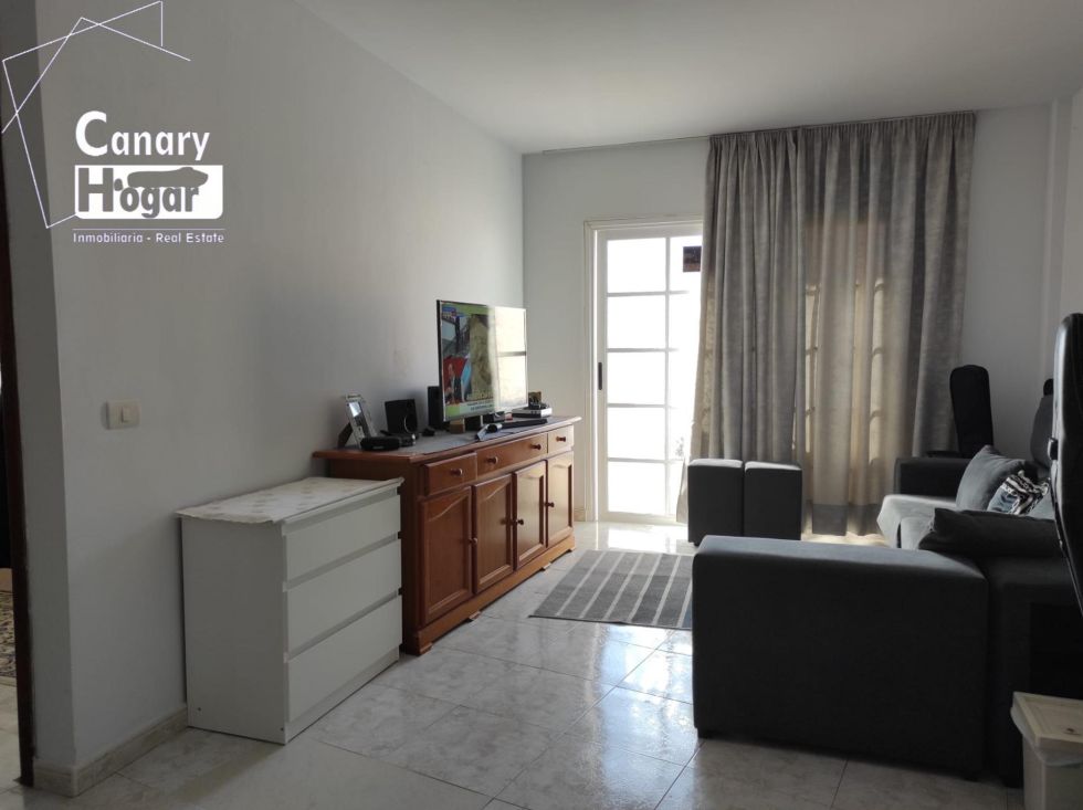 Apartment for sale in  Armeñime, Spain - 054321