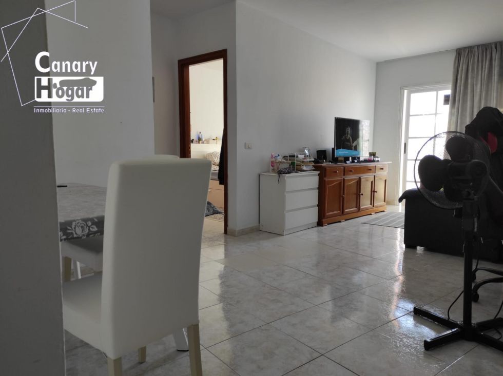 Apartment for sale in  Armeñime, Spain - 054321