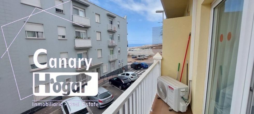 Apartment for sale in  Armeñime, Spain - 057621