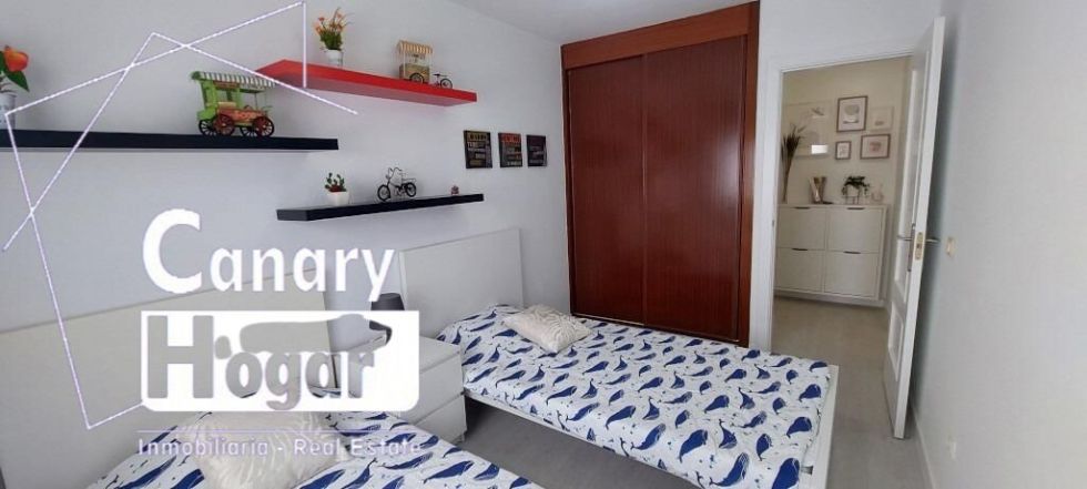 Apartment for sale in  Armeñime, Spain - 057621
