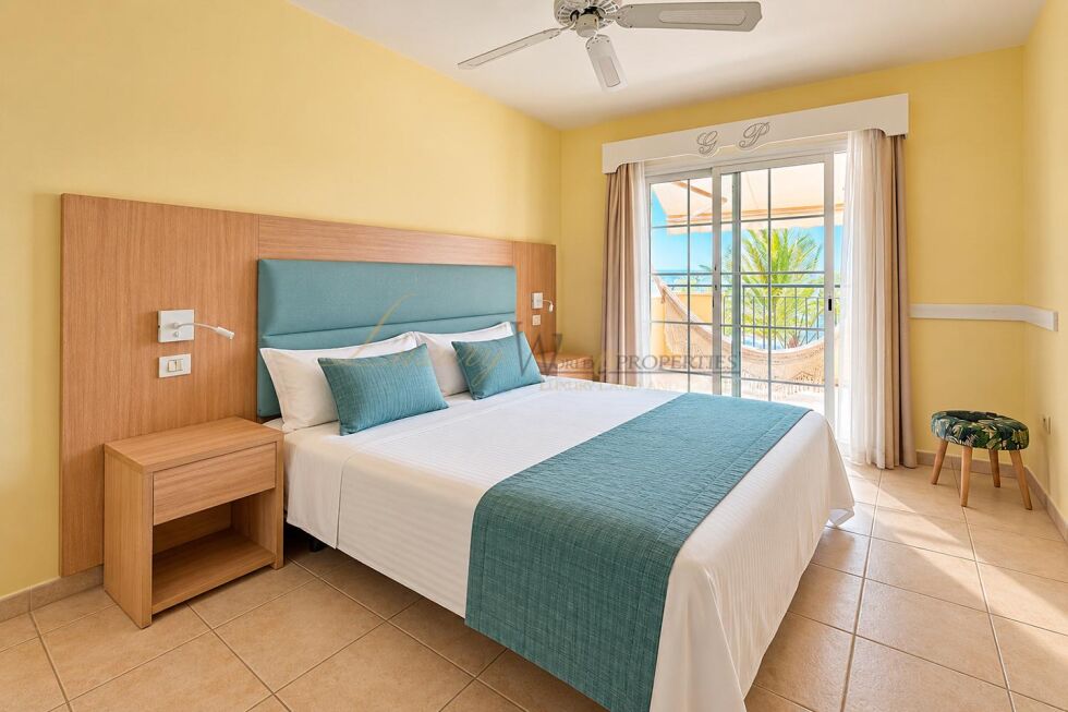 Apartment for sale in  Arona, Spain - LWP7125L Granada Park-Los Cristianos (L)