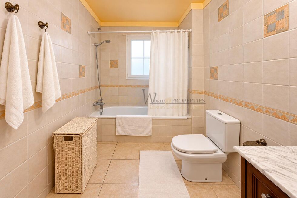 Apartment for sale in  Arona, Spain - LWP7125L Granada Park-Los Cristianos (L)