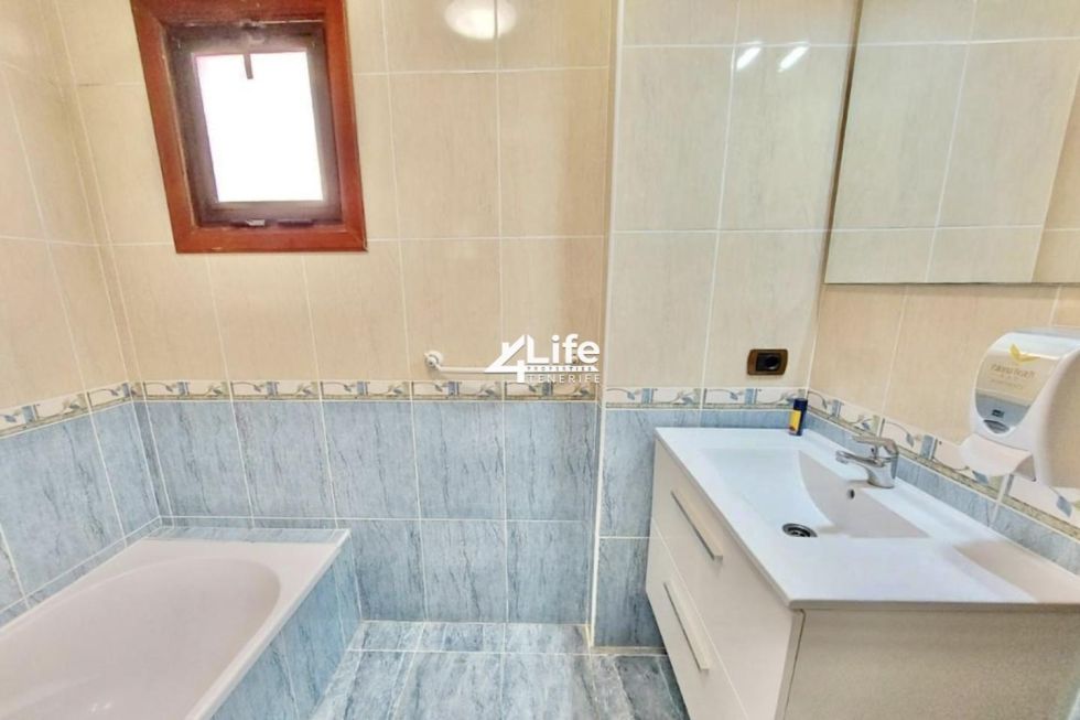 Apartment for sale in  Arona, Spain - MT-1306241