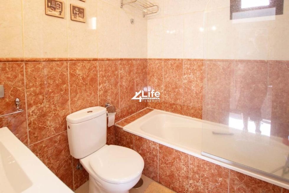 Apartment for sale in  Arona, Spain - MT-1609241