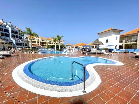 Apartment for sale in  Arona, Spain - MT-2606231