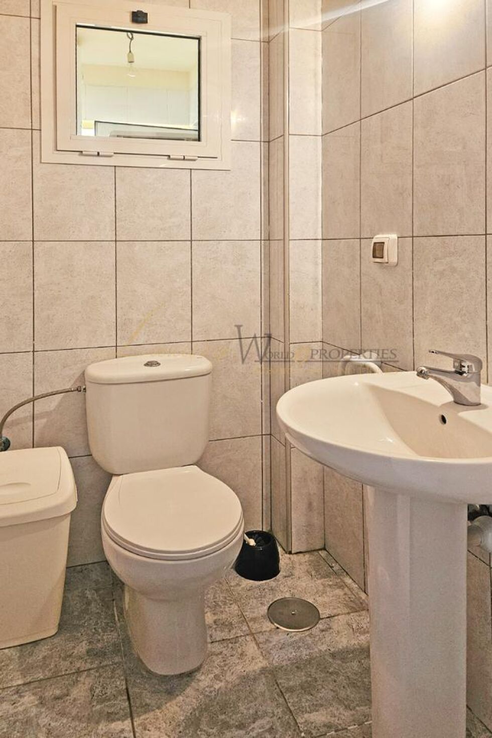 Apartment for sale in  Cabo Blanco, Spain - LWP7043 Apartamento en Cabo Blanco