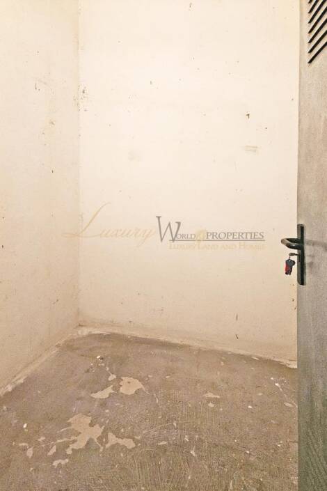 Apartment for sale in  Cabo Blanco, Spain - LWP7043 Apartamento en Cabo Blanco
