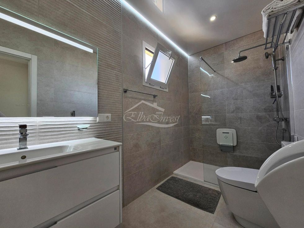 Apartment for sale in  Callao Salvaje, Spain - 5614