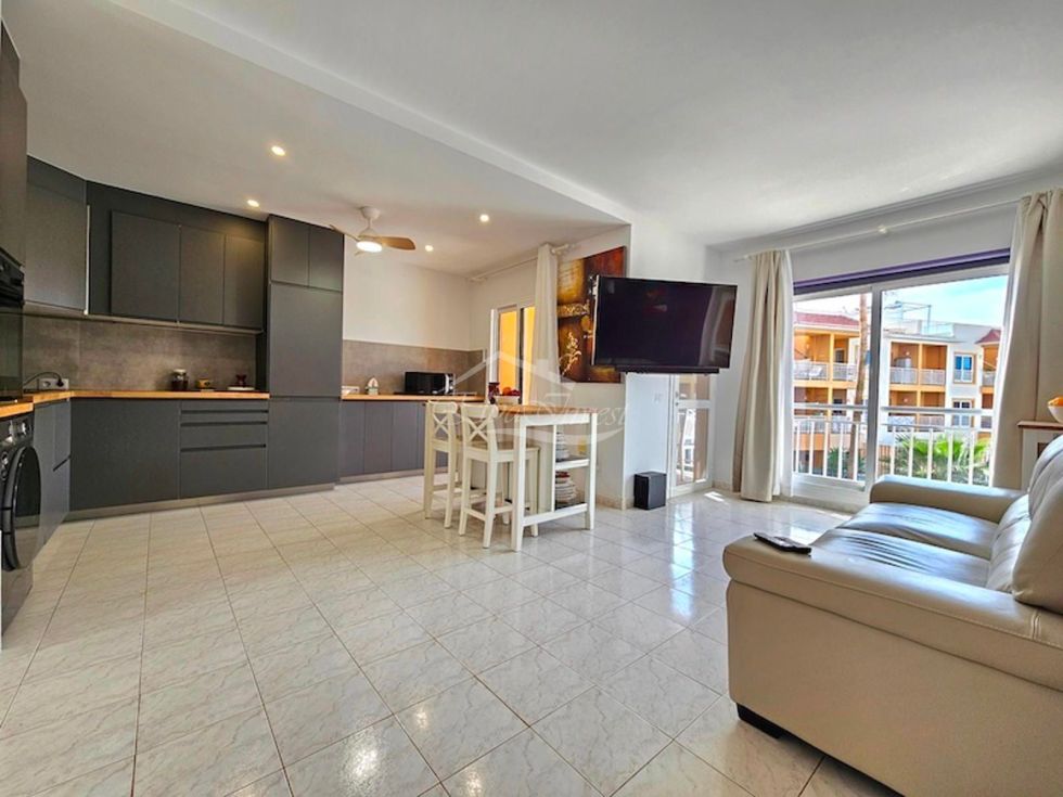 Apartment for sale in  Callao Salvaje, Spain - 5907