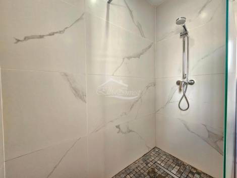 Apartment for sale in  Callao Salvaje, Spain - 5907