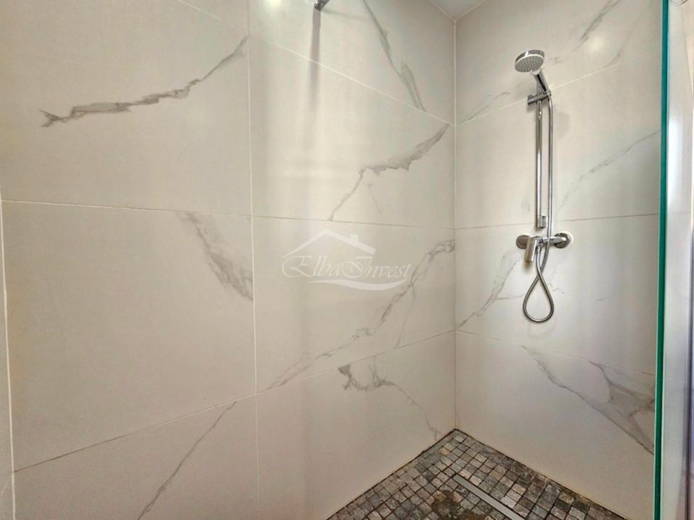 Apartment for sale in  Callao Salvaje, Spain - 5907