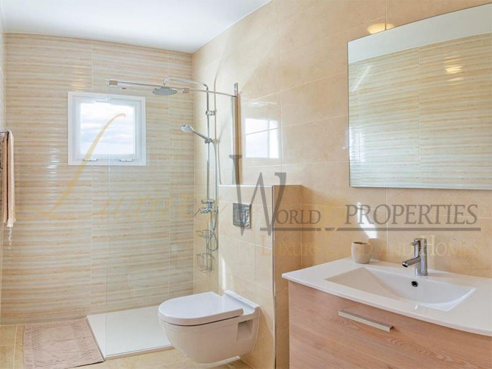 Apartment for sale in  Callao Salvaje, Spain - LWP4861 Apartamento en Callao Salvaje