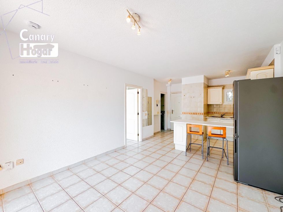Apartment for sale in  Chayofa, Spain - 056871