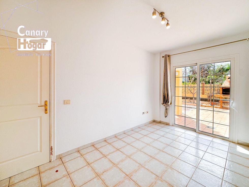 Apartment for sale in  Chayofa, Spain - 056871