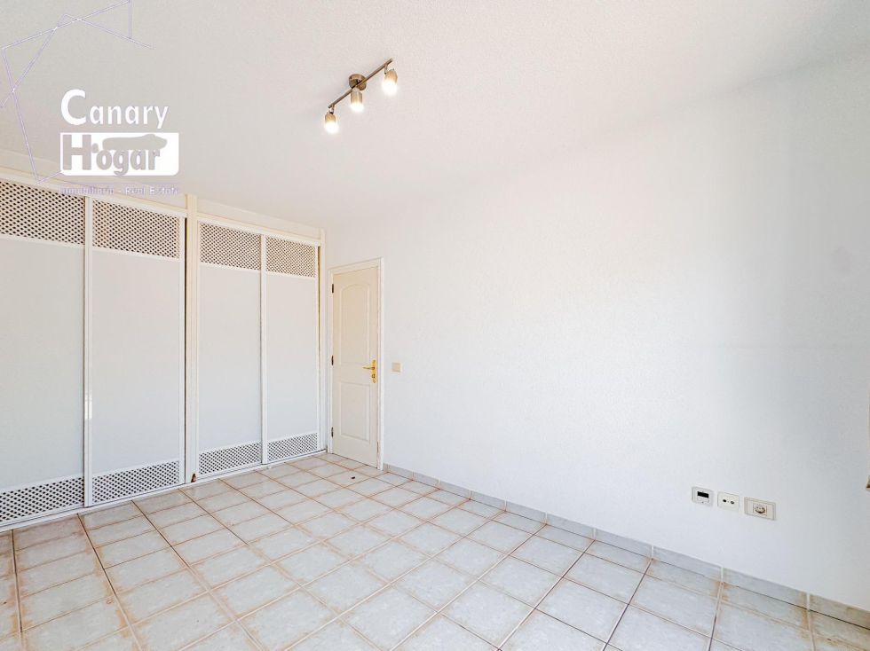 Apartment for sale in  Chayofa, Spain - 056871