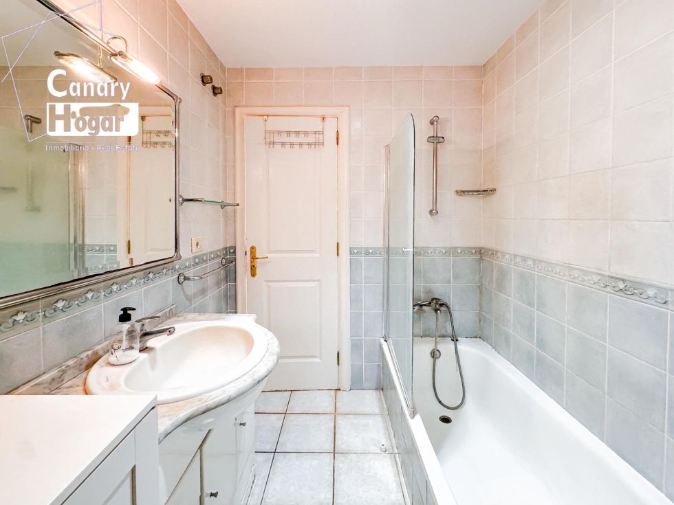 Apartment for sale in  Chayofa, Spain - 056871