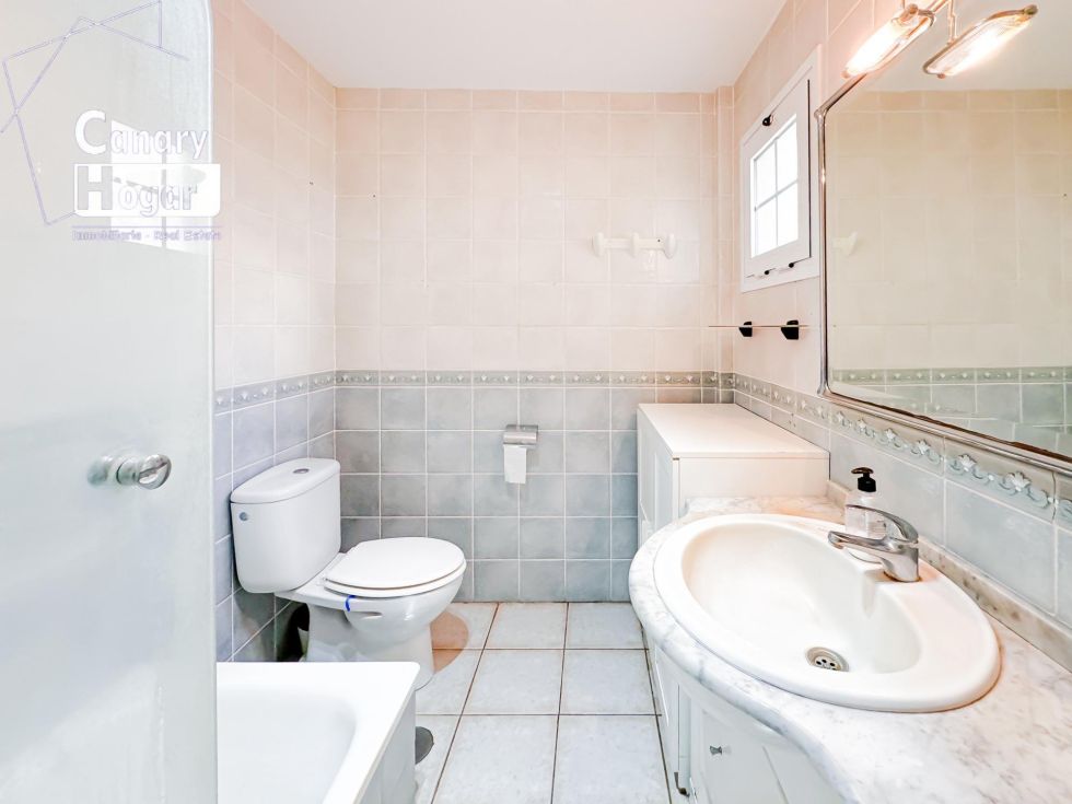 Apartment for sale in  Chayofa, Spain - 056871