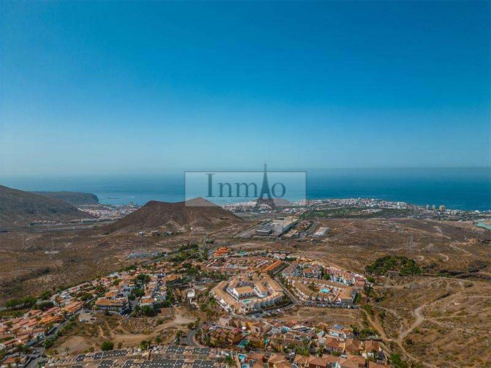 Apartment for sale in  Chayofa, Spain - 443379