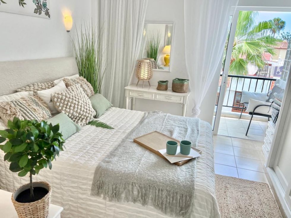 Apartment for sale in  Concanasa, Acantilados de Los Gigantes, Spain - TRC-2646