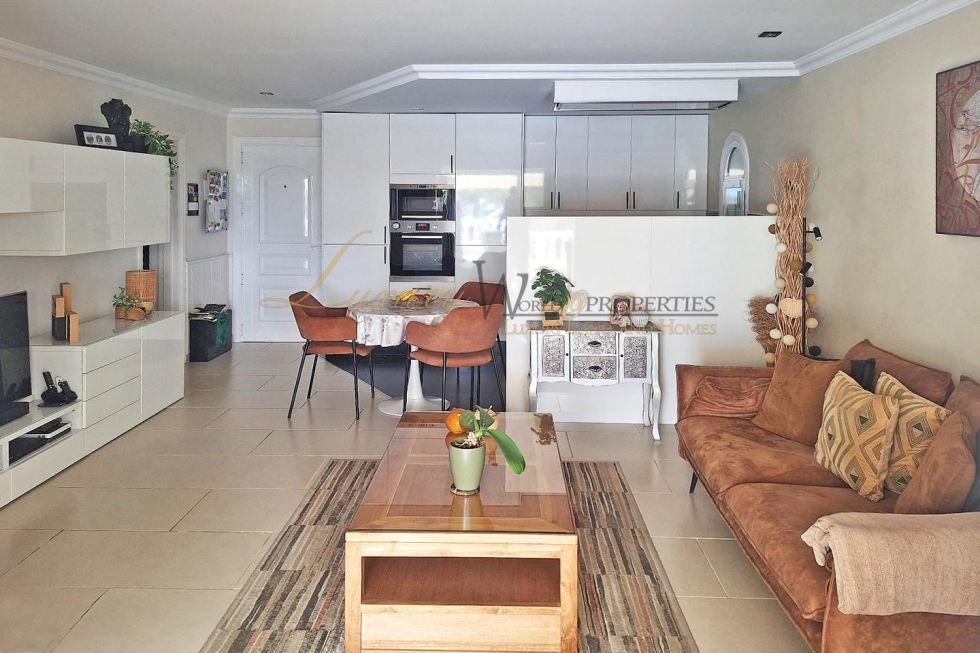 Apartment for sale in  Costa Adeje, Spain - LWP5025 Parque Cristina-San Eugenio Alto