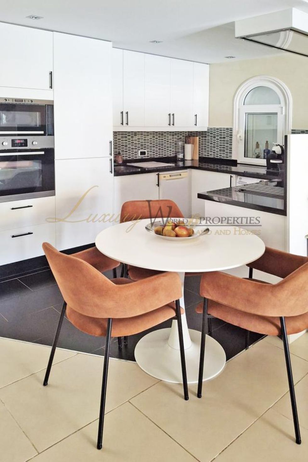 Apartment for sale in  Costa Adeje, Spain - LWP5025 Parque Cristina-San Eugenio Alto