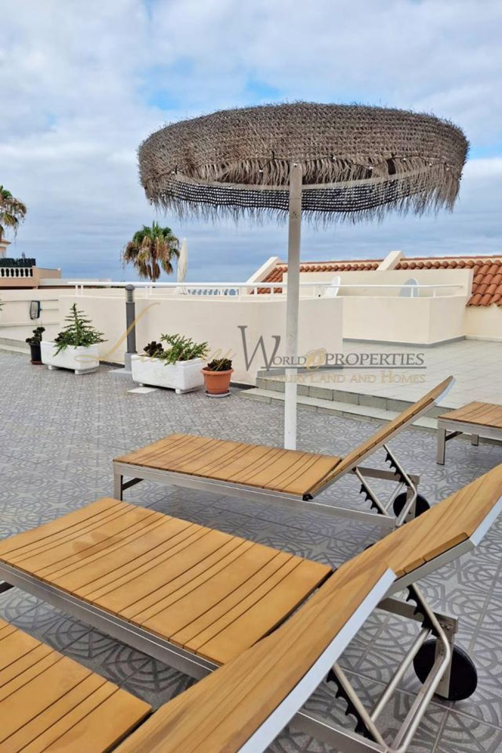 Apartment for sale in  Costa Adeje, Spain - LWP5025 Parque Cristina-San Eugenio Alto