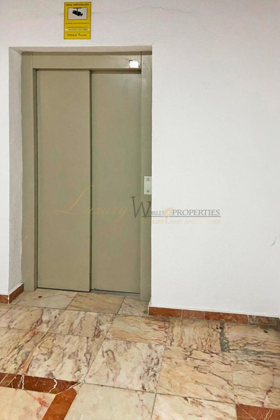 Apartment for sale in  Costa Adeje, Spain - LWP7152 Parque Royale - Torviscas Bajo
