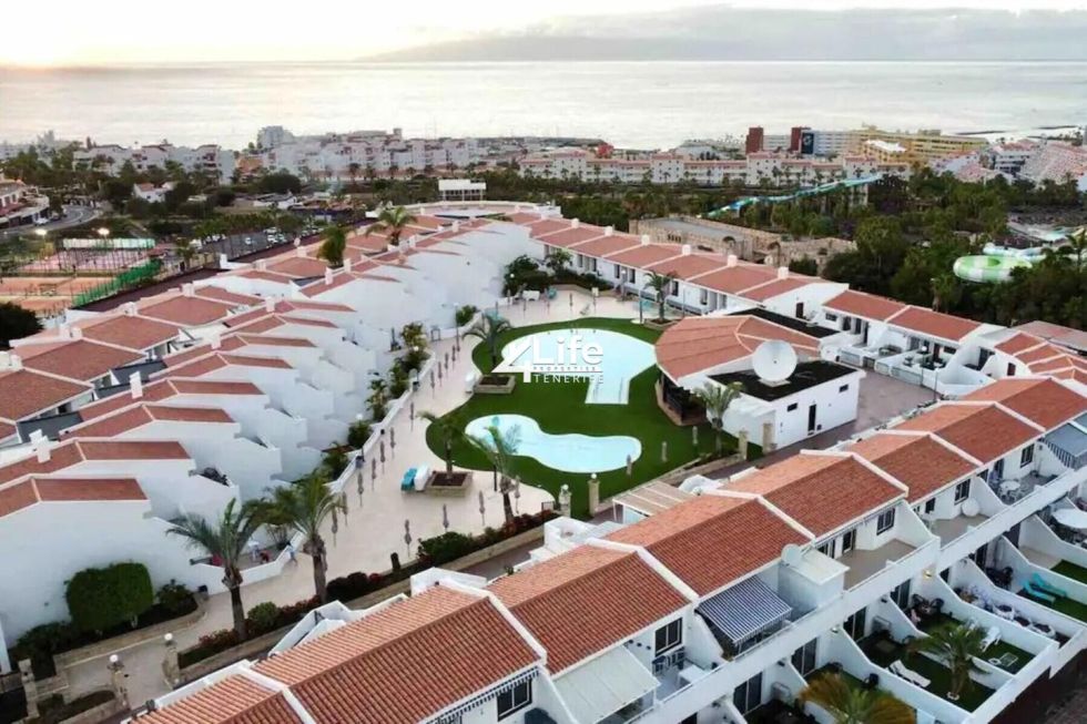 Apartment for sale in  Costa Adeje, Spain - MT-1006241