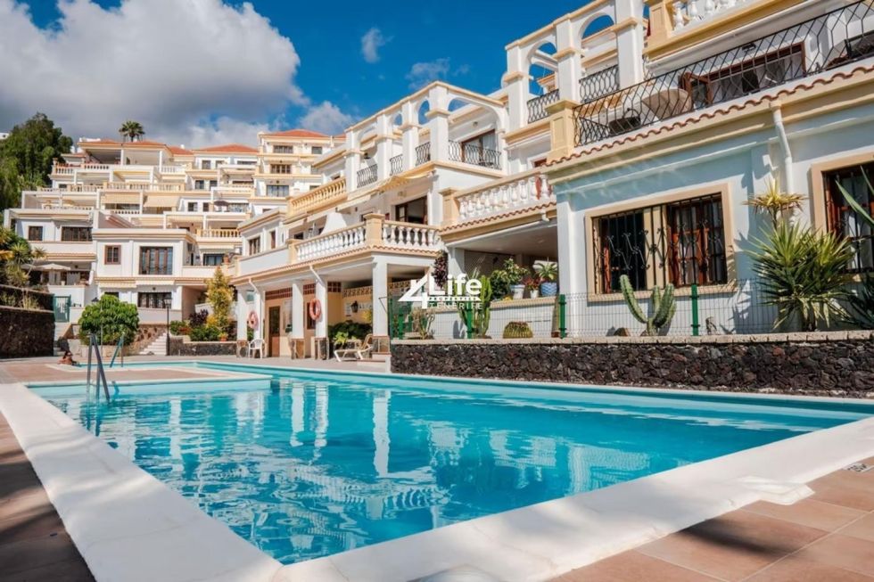 Apartment for sale in  Costa Adeje, Spain - MT-1009241