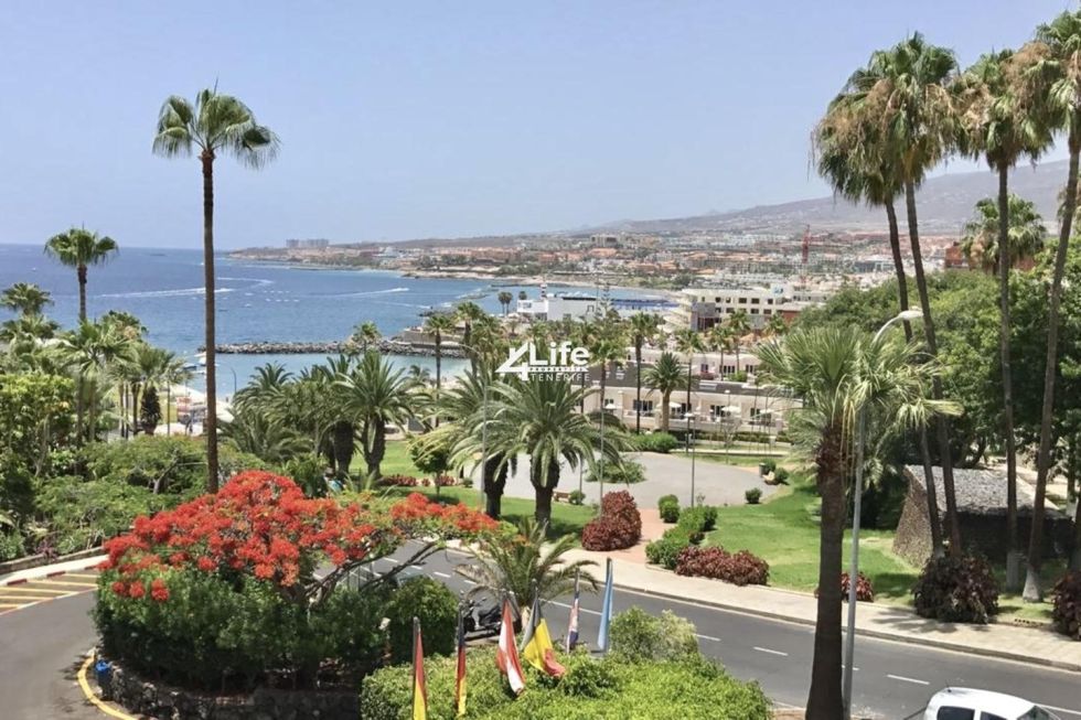 Apartment for sale in  Costa Adeje, Spain - MT-2211241