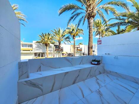Apartment for sale in  Costa del Silencio, Spain - 5963