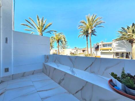 Apartment for sale in  Costa del Silencio, Spain - 5963