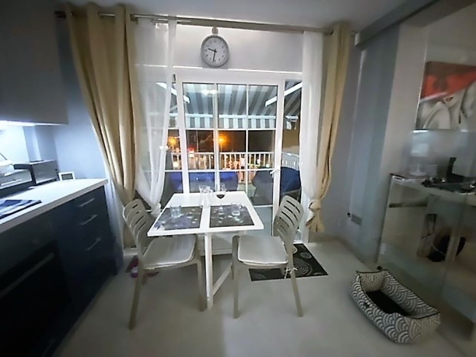 Apartment for sale in  Lagos de Fañabé, Fañabé Bajo, Spain