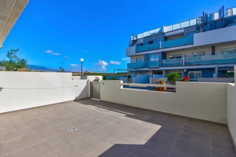 Apartment for sale in  Las Terrazas de Sotavento, El Medano, España - TRC-2678