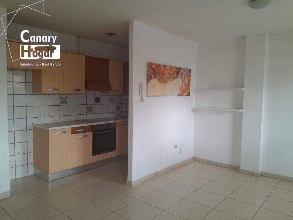 Apartment for sale in  Los Abrigos, Spain - 052171