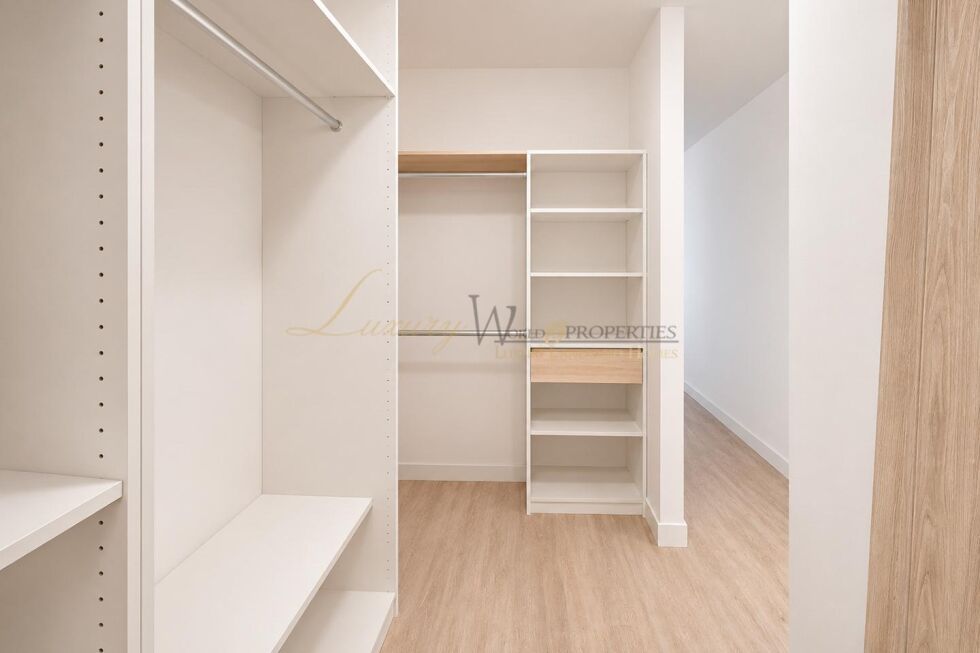 Apartment for sale in  Los Abrigos, Spain - LWP7117 Brisas del Mar - Los Abrigos