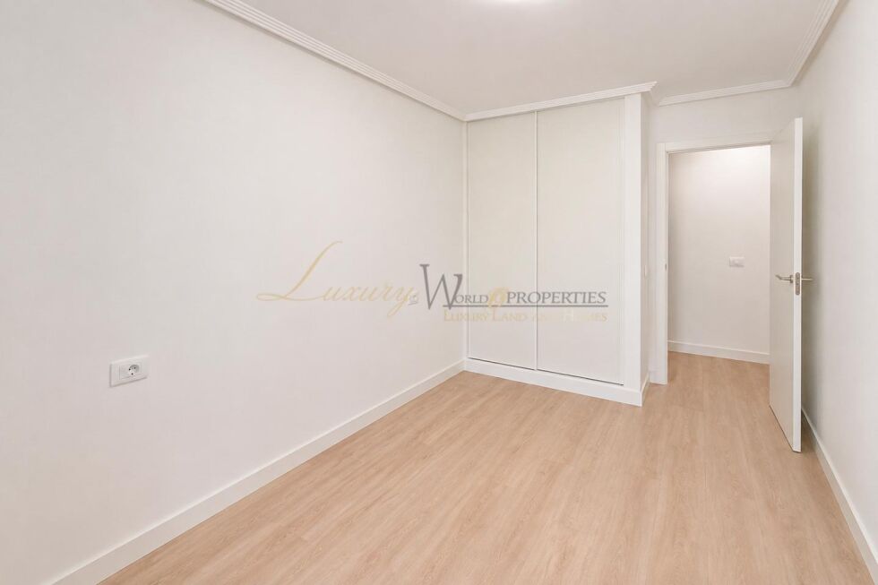 Apartment for sale in  Los Abrigos, Spain - LWP7117 Brisas del Mar - Los Abrigos