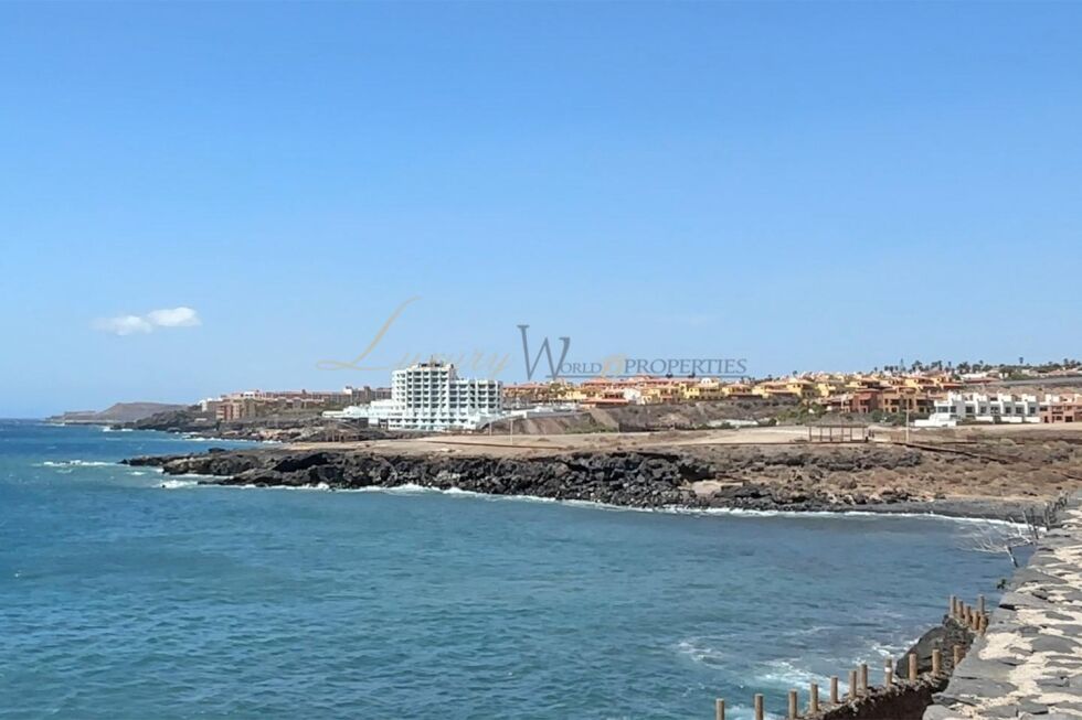 Apartment for sale in  Los Abrigos, Spain - LWP7117 Brisas del Mar - Los Abrigos